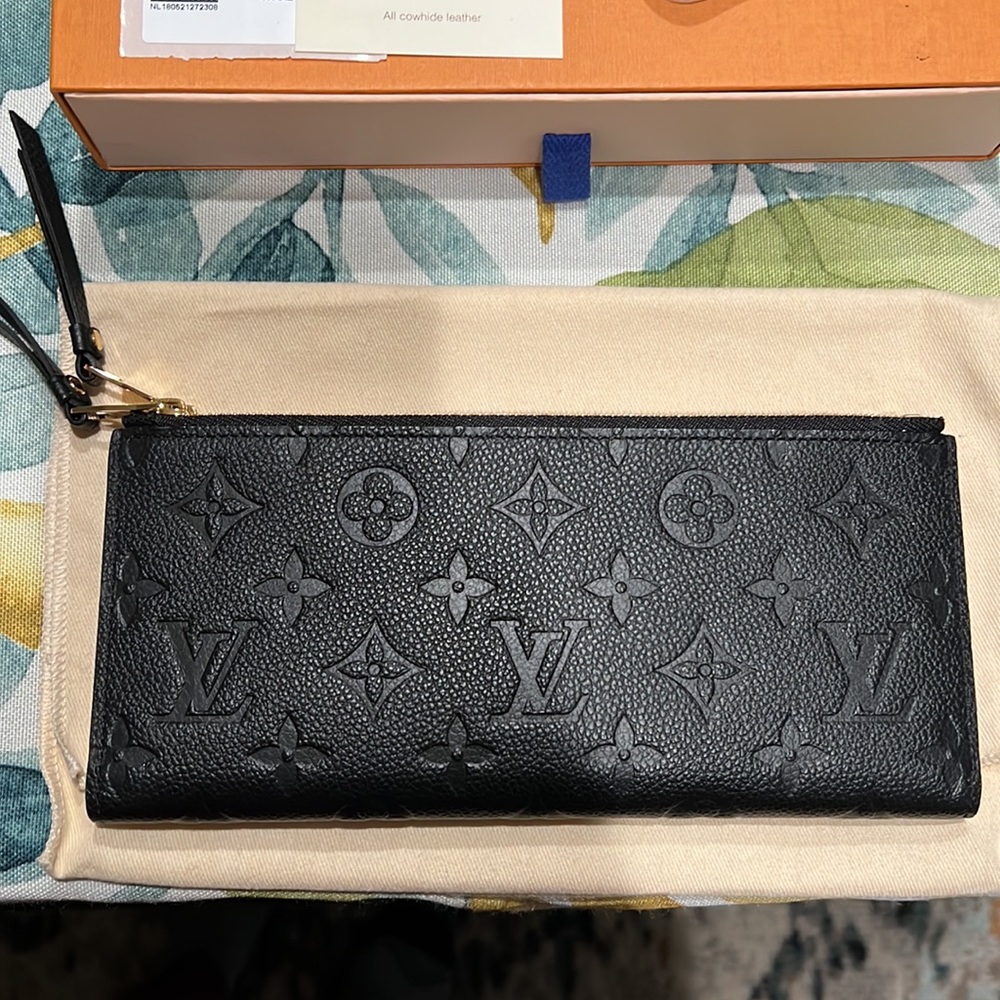 LV Adele Empreinte wallet - Picture 2 of 7